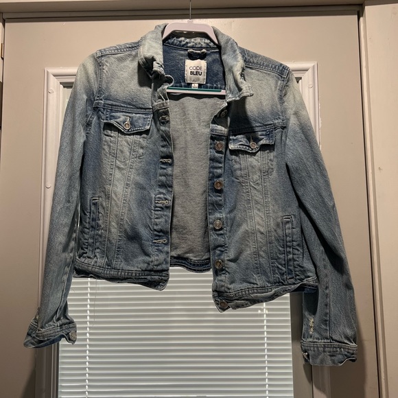 Jean Jacket - Picture 1 of 2